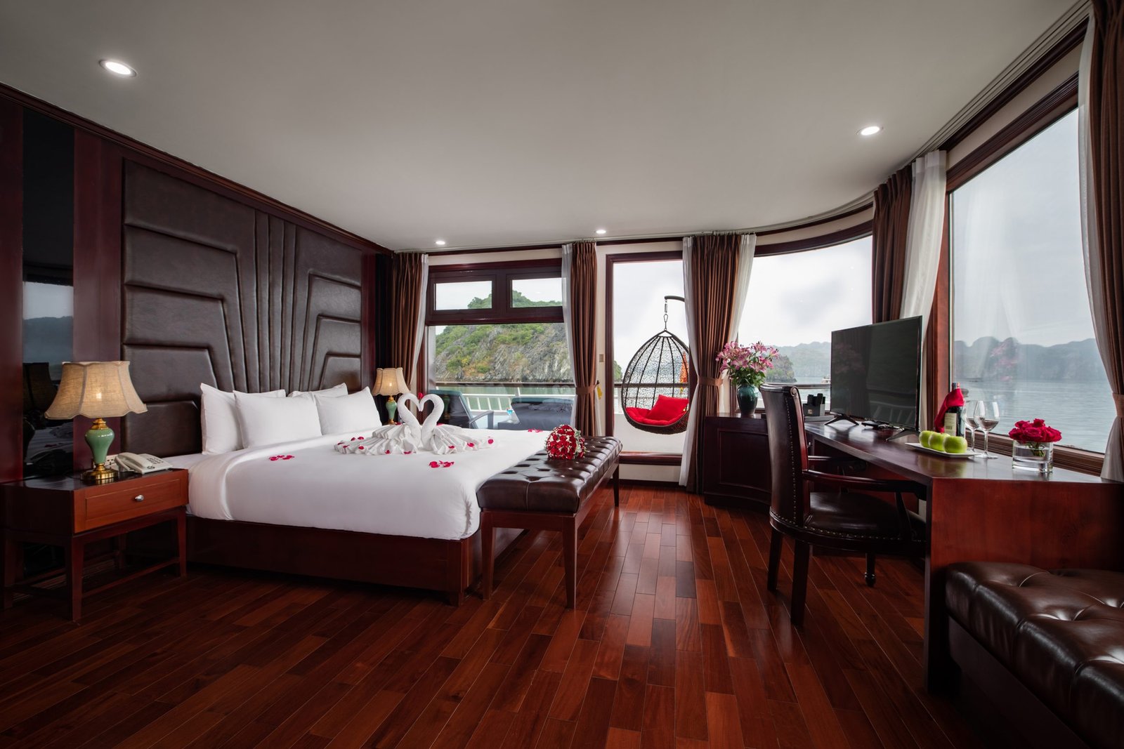 Executive Suite sea-view cabin with terrace aboard Dora Cruise