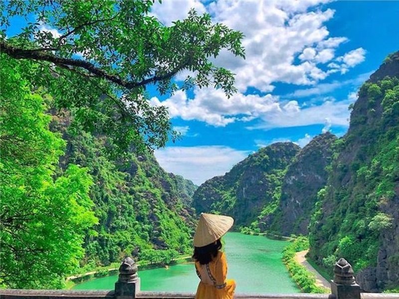 Am Tien Cave