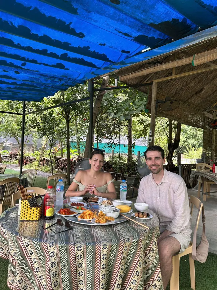 A couple enjoying a countryside lunch in Ninh Bình