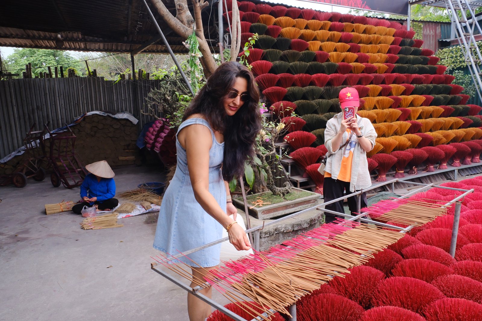 Guest in Ao Dai at Quang Phu Cau Incense Village — photo 12